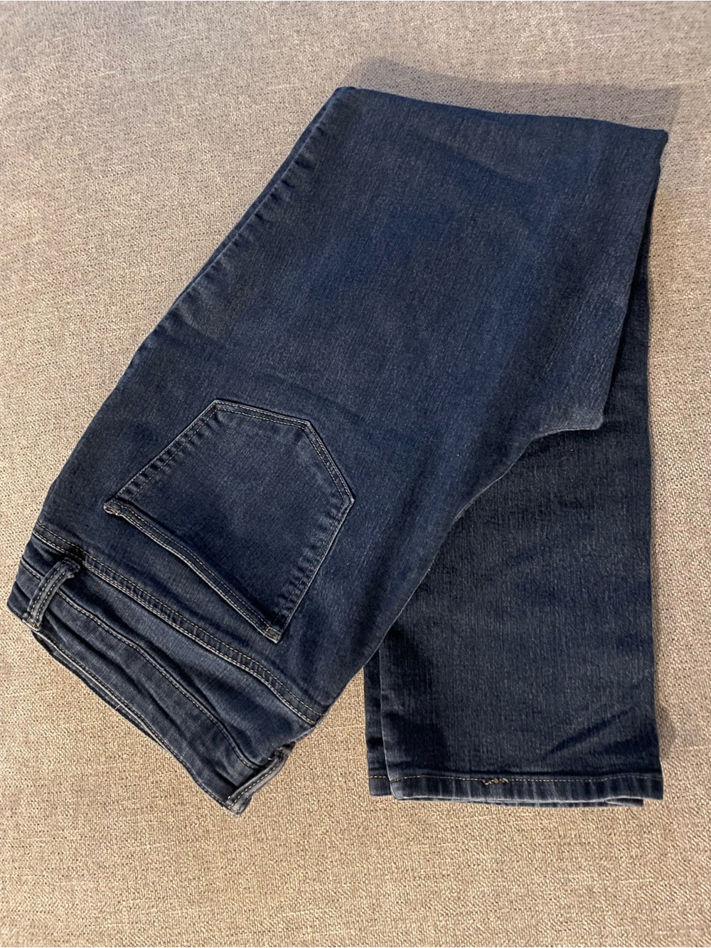 Women’s Blue Jeans - Classic Straight Fit